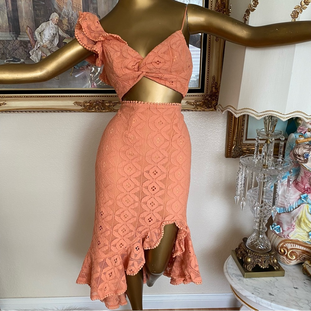 Selfie Leslie Lace Top Skirt Set